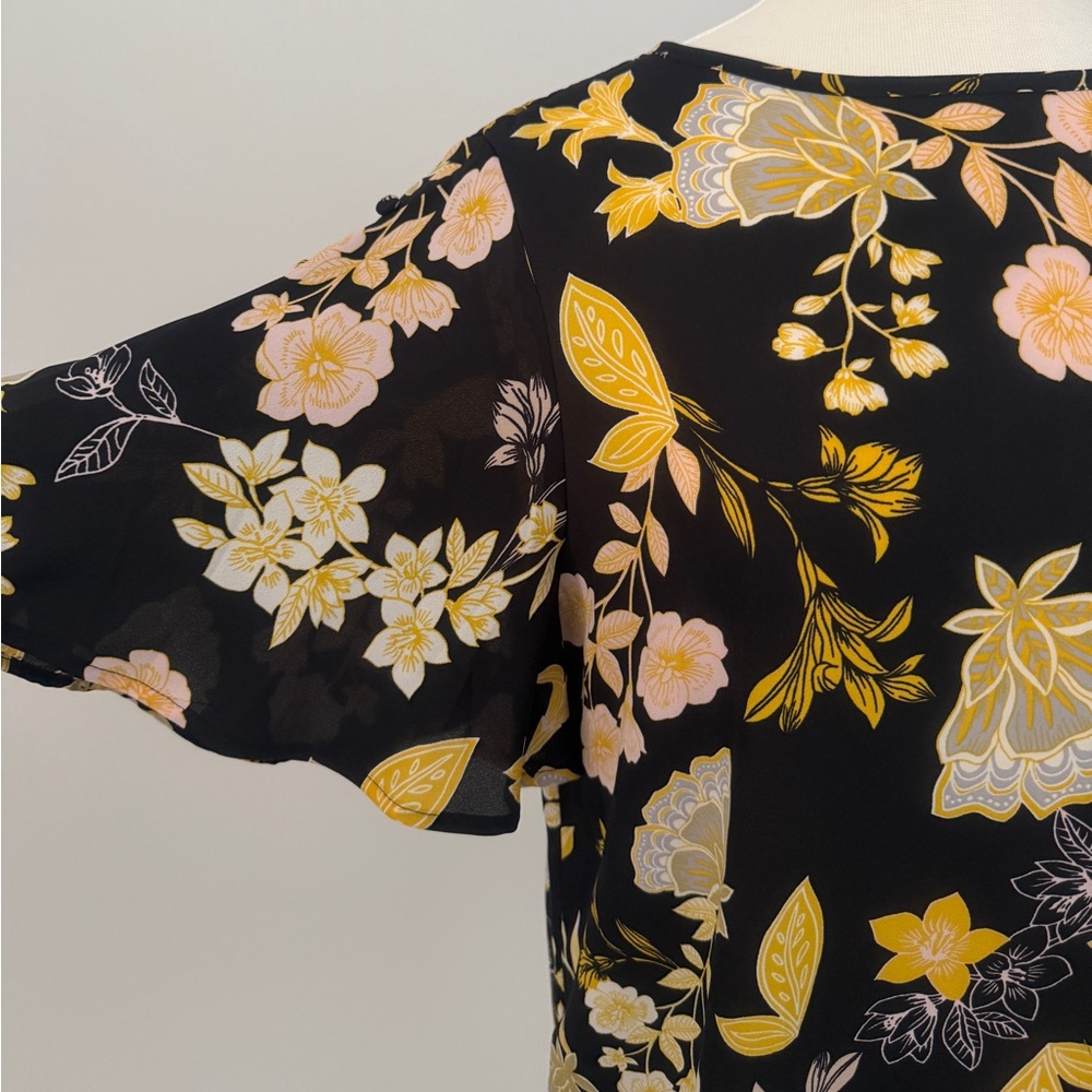 LOFT Black and Yellow Floral Blouse - Picture 2 of 6